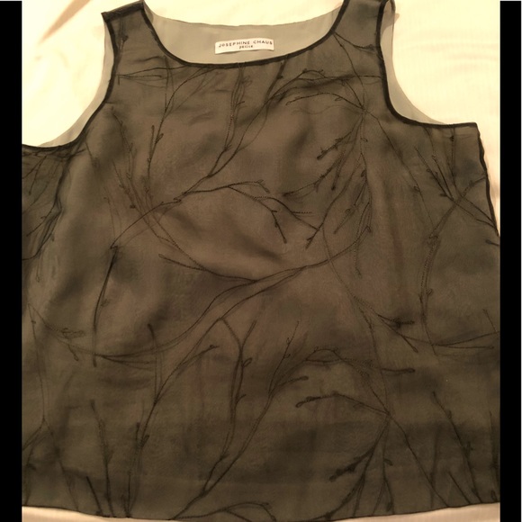 Sleeveless Blouse Top {sheer overlay} medium petite size - Picture 1 of 3